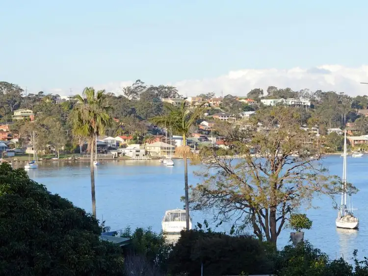 6 Ilford Avenue, Buttaba NSW 2283