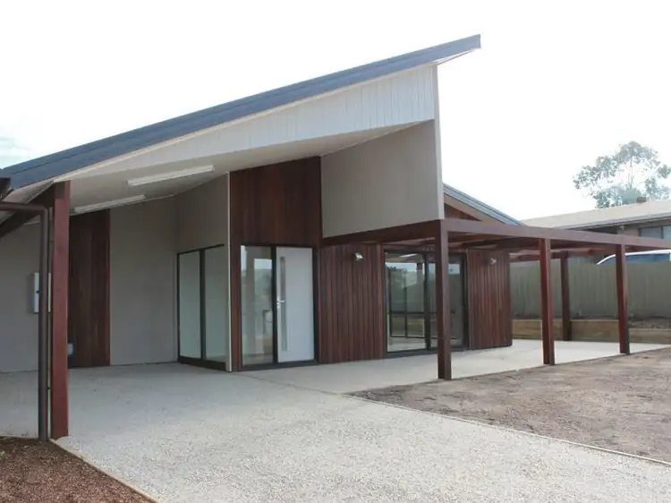 82 Myrtle Street, Alexandra VIC 3714
