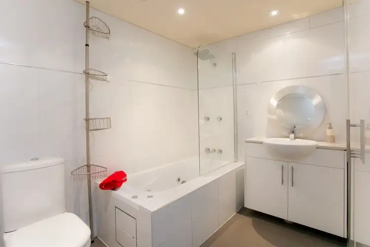 Fifth view of Homely unit listing, 4/1191 Pittwater Road, Collaroy NSW 2097