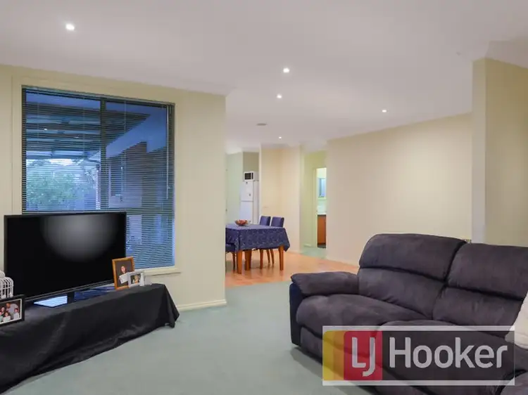 Fifth view of Homely house listing, 33 Strabane Way, Hampton Park VIC 3976