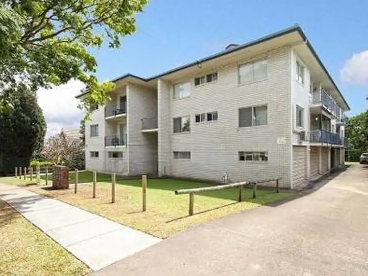 Main view of Homely unit listing, 2/28 Hamilton Road, Moorooka QLD 4105