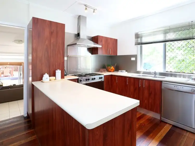 Fourth view of Homely house listing, 20 Aeroplane Street, Cannon Hill QLD 4170