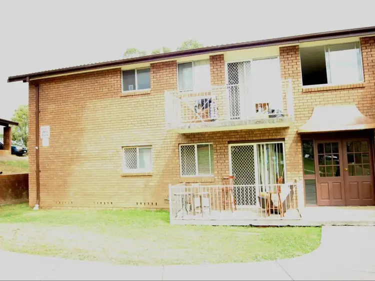 11/3 Lavinia Place