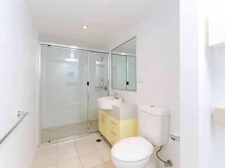 Sixth view of Homely unit listing, 14/24 Kent Street, West Gladstone QLD 4680