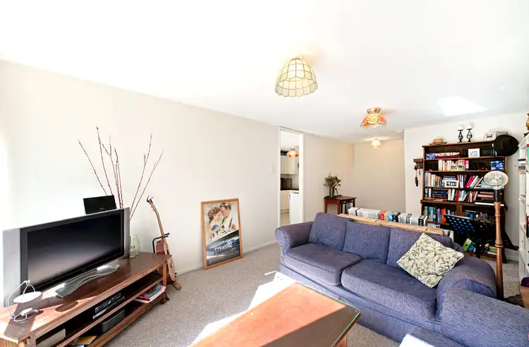 Sixth view of Homely house listing, 7 Waterfield Place, Charnwood ACT 2615