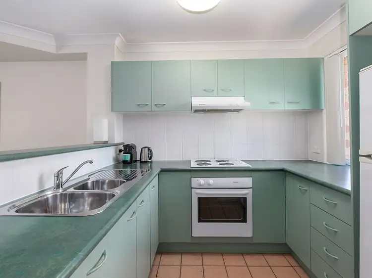 Sixth view of Homely townhouse listing, 3/25 Cardross Street, Yeerongpilly QLD 4105