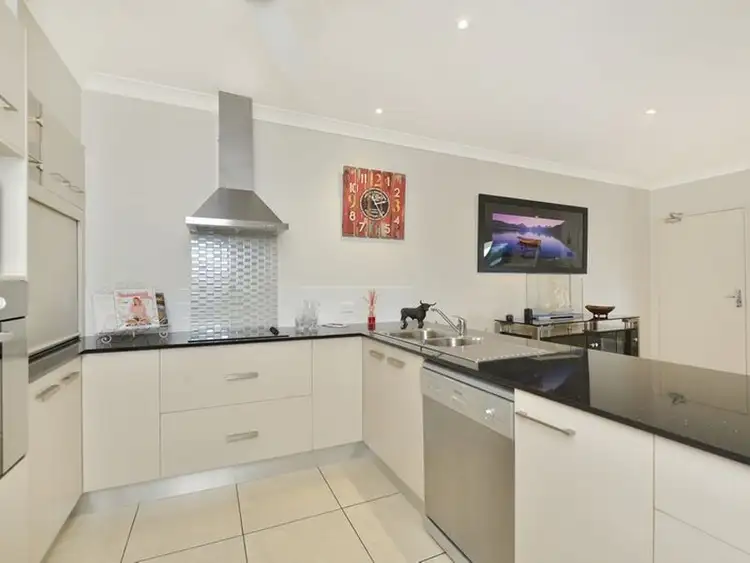 Seventh view of Homely unit listing, 8/27-29 Pembroke Street, Parramatta Park QLD 4870