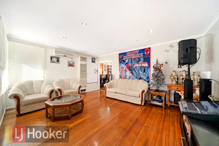 Second view of Homely house listing, 21 Garnet Court, Hampton Park VIC 3976