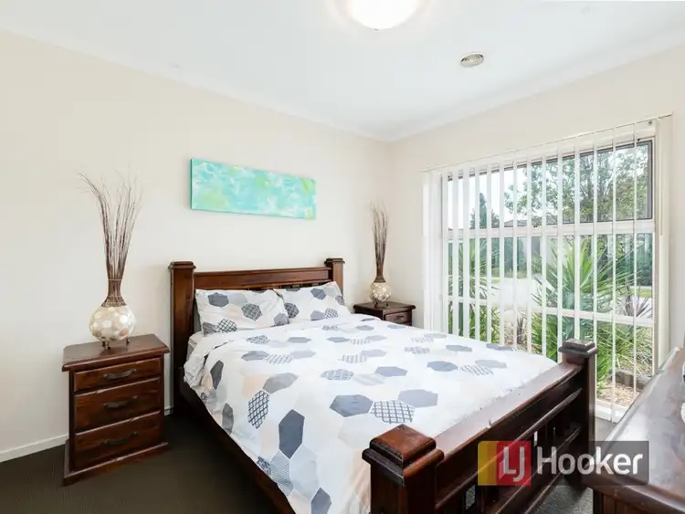 Sixth view of Homely house listing, 4 Marquis Court, Pakenham VIC 3810
