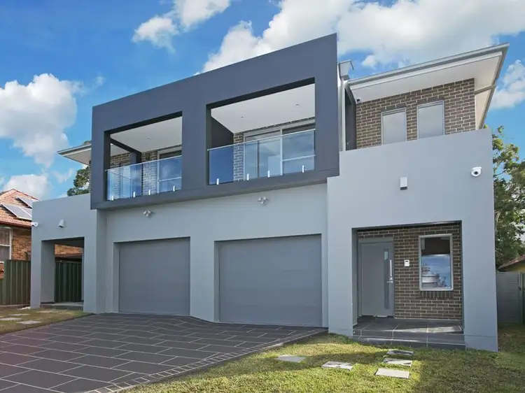 25 Karoola Cr, Caringbah NSW 2229