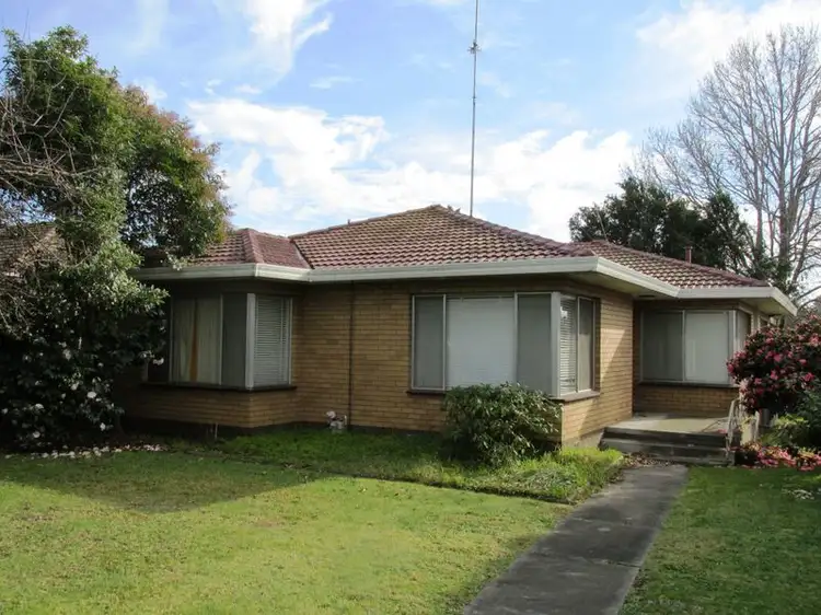 Main view of Homely house listing, 2 Victoria Street, Bairnsdale VIC 3875