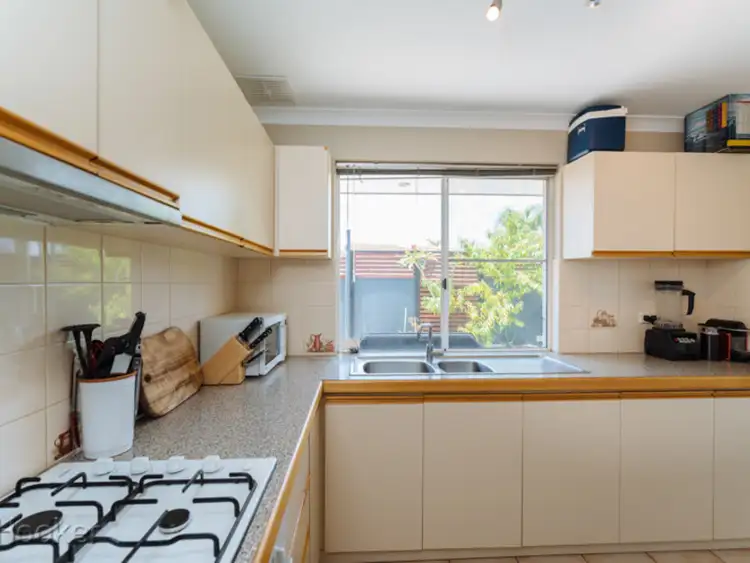 Fifth view of Homely villa listing, 2/96 Green Street, Joondanna WA 6060