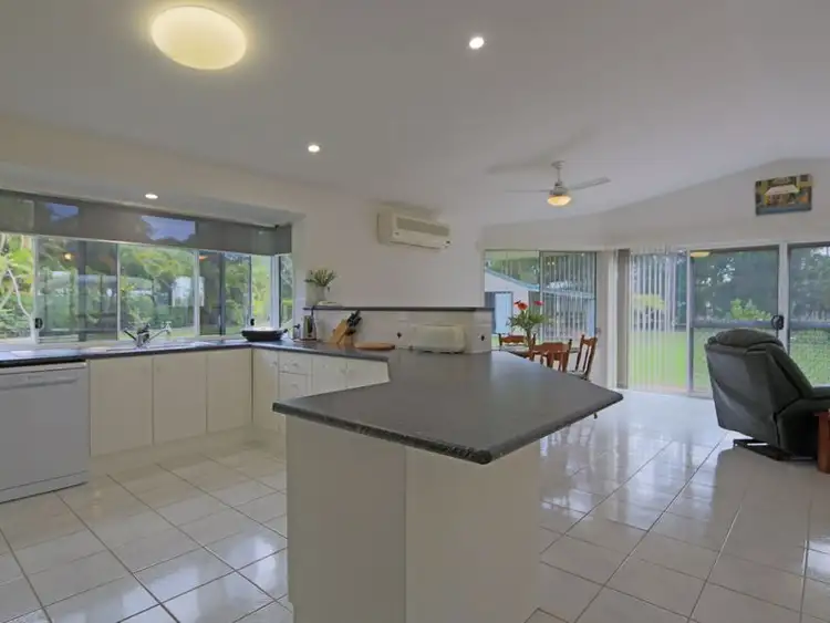 Second view of Homely house listing, 6 Quarrion Place, Gulmarrad NSW 2463