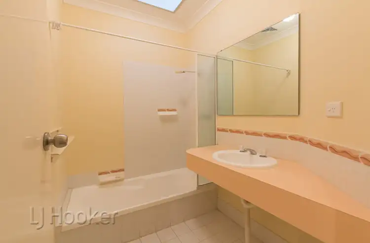 Sixth view of Homely unit listing, 15/8 Merope Close, Rockingham WA 6168