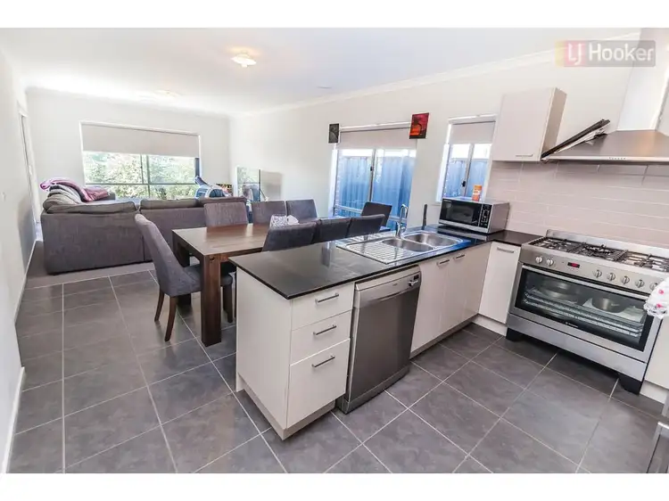 Fourth view of Homely house listing, 96 Bluebell Drive, Craigieburn VIC 3064