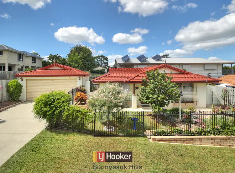 4 Cricket Street, Coopers Plains QLD 4108