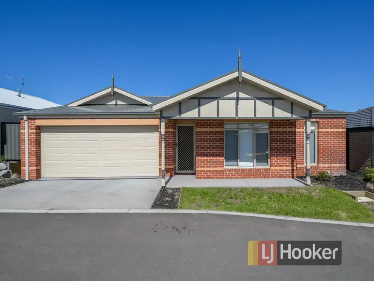7 Macleod Circuit, Pakenham VIC 3810