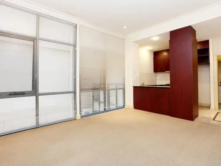 Main view of Homely apartment listing, 4/402 La Trobe Street, Melbourne VIC 3000