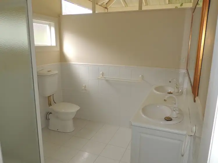 Sixth view of Homely house listing, 352 Beveridge Street, Swan Hill VIC 3585