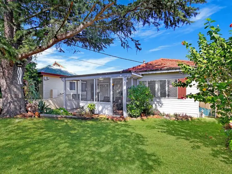 Main view of Homely house listing, 10 Fairview Street, Guildford NSW 2161