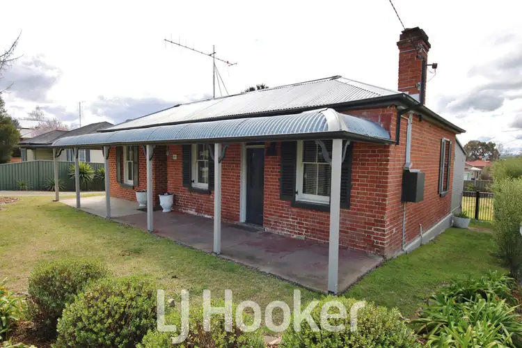 43 Brilliant Street, Bathurst NSW 2795