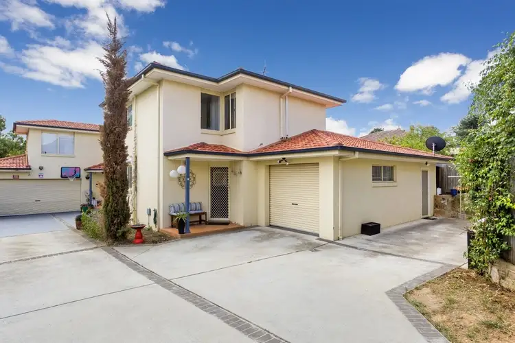 Main view of Homely townhouse listing, 2/31 Ross Road, Queanbeyan NSW 2620