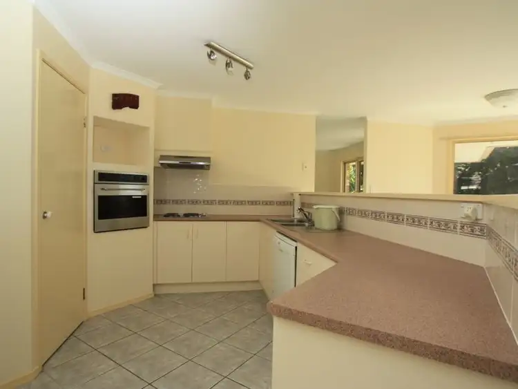 Second view of Homely house listing, 2 Glendale Crescent, Ocean Shores NSW 2483