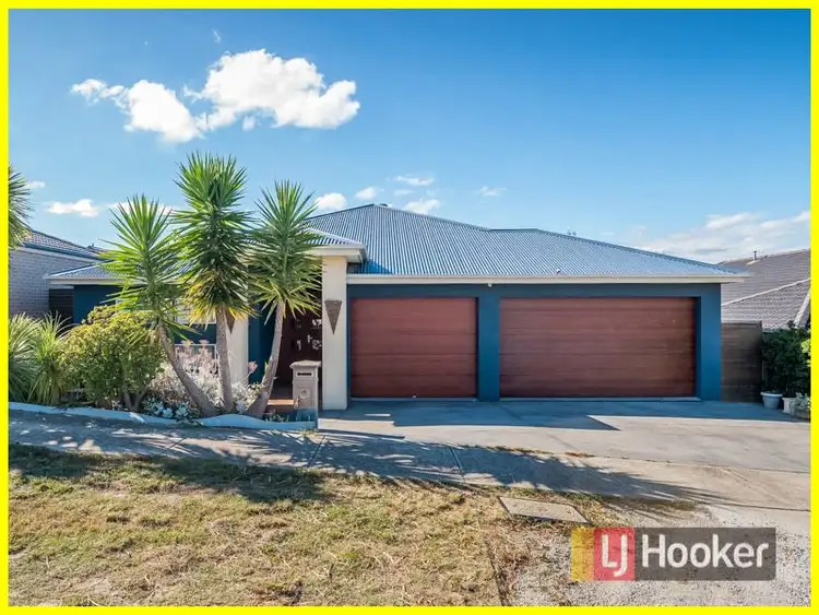 Main view of Homely house listing, 2 Loren Court, Endeavour Hills VIC 3802