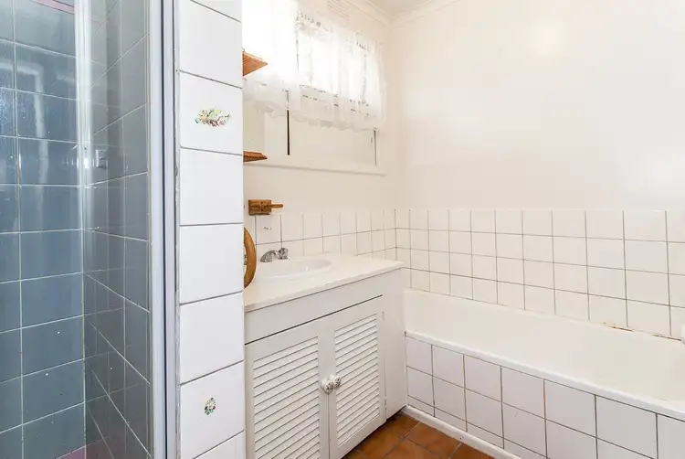 Fifth view of Homely house listing, 25 Diane Crescent, Mooroolbark VIC 3138