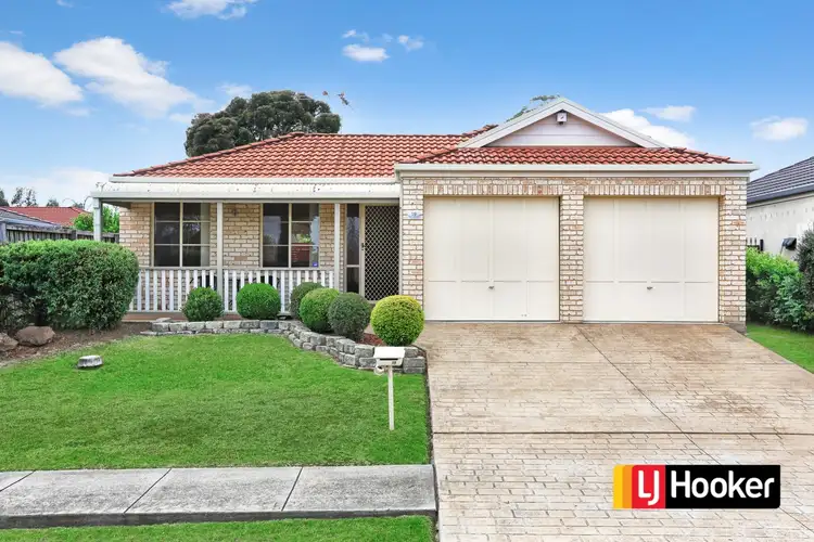 19 Royal Avenue, Plumpton NSW 2761