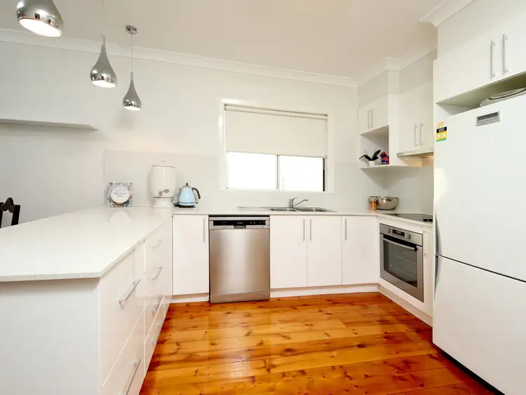 Second view of Homely house listing, 8 Aeroplane Street, Cannon Hill QLD 4170