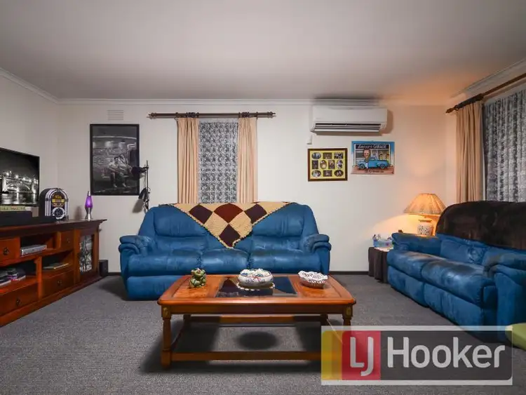 Fifth view of Homely house listing, 19 Selkirk Court, Berwick VIC 3806