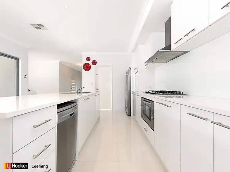 Sixth view of Homely house listing, 10 Jefferies Way, Leeming WA 6149