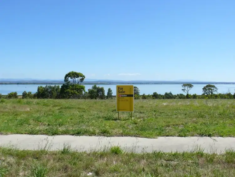 38 Eagle Bay Terrace, Paynesville VIC 3880