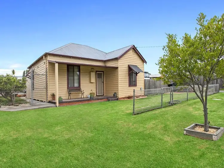 6 Hamilton Street, Dapto NSW 2530