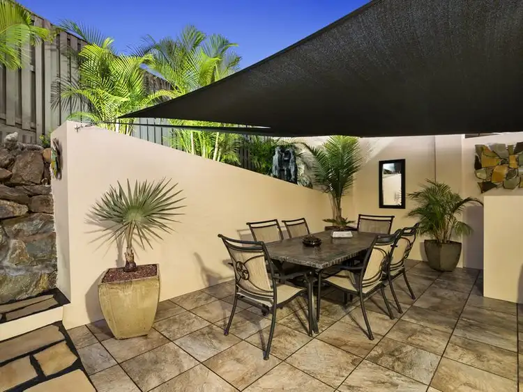 2/75 Buchanan Circuit, Oxenford QLD 4210