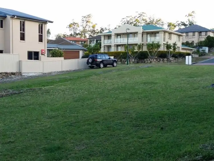 15 Ballah Crescent, Highland Park QLD 4211