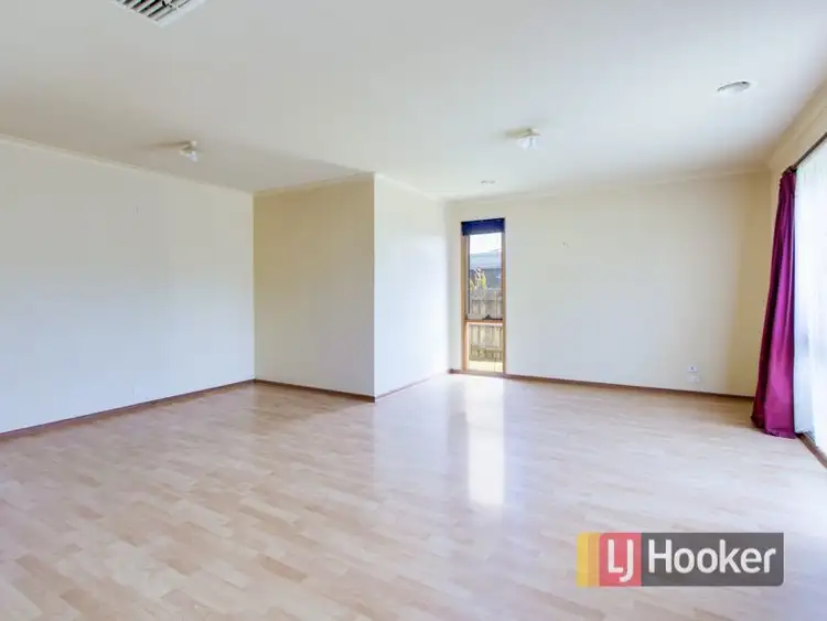 Fourth view of Homely house listing, 7 Westminister Court, Hampton Park VIC 3976