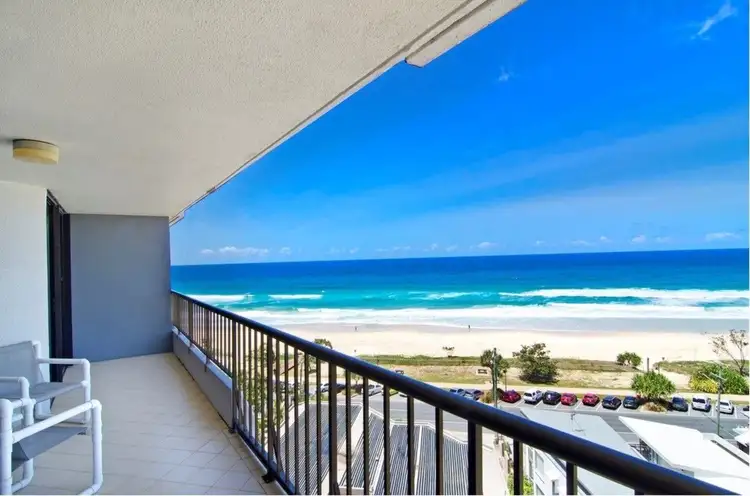 8J/828 Pacific Parade, Currumbin QLD 4223