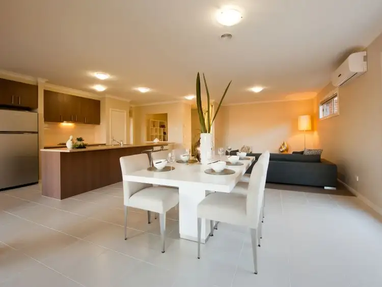Sixth view of Homely house listing, 19 Mandalay Circuit, Beveridge VIC 3753