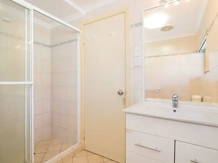 Fifth view of Homely unit listing, 1/102 Kedron Park Road, Wooloowin QLD 4030