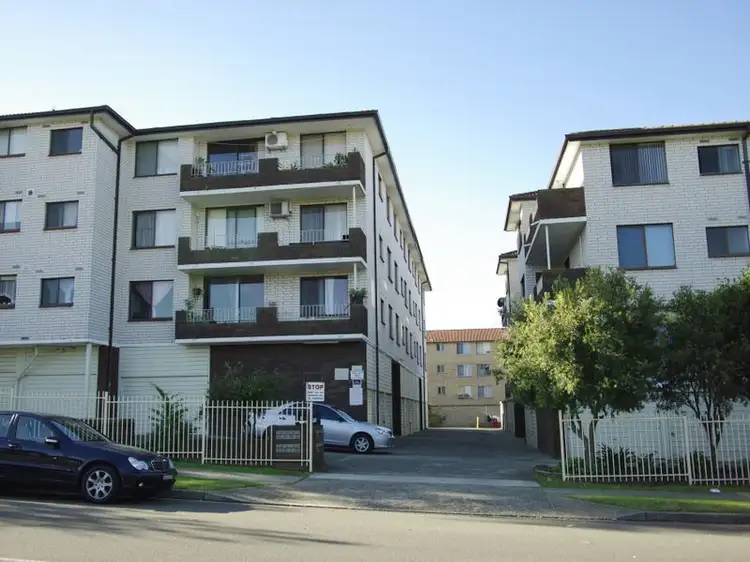 31/35 York Street, Fairfield NSW 2165