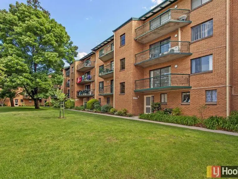 Main view of Homely unit listing, 13/13-15 Mowatt Street, Queanbeyan NSW 2620