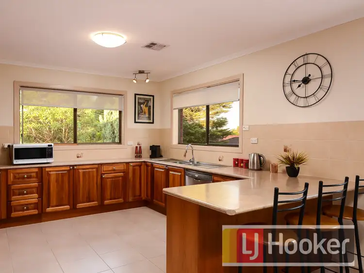 Second view of Homely house listing, 8 Thomas Court, Hallam VIC 3803