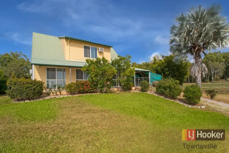 10 Balgal Beach Road, Balgal Beach QLD 4816