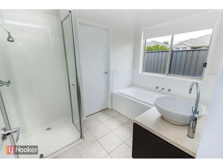 Sixth view of Homely house listing, 1 Boroka Way, Craigieburn VIC 3064