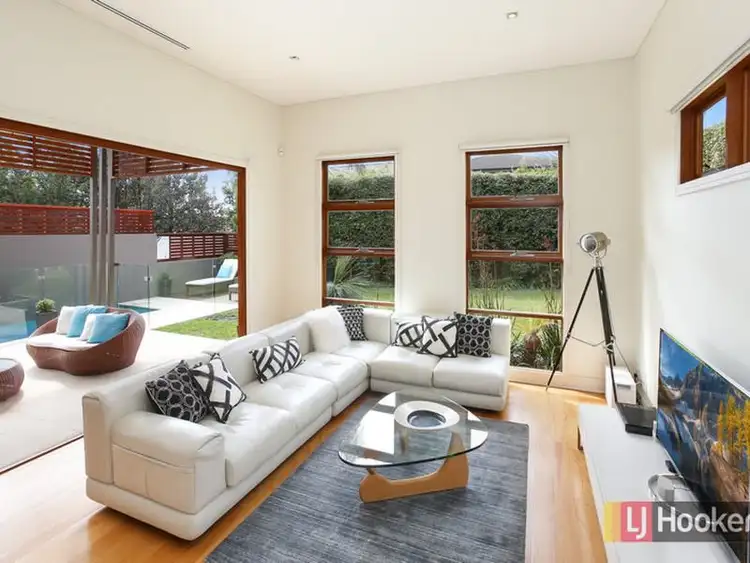 Fifth view of Homely house listing, 15 Raeburn Avenue, Castlecrag NSW 2068