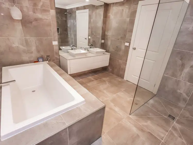 Fourth view of Homely house listing, 1 Hull Court, Greenvale VIC 3059