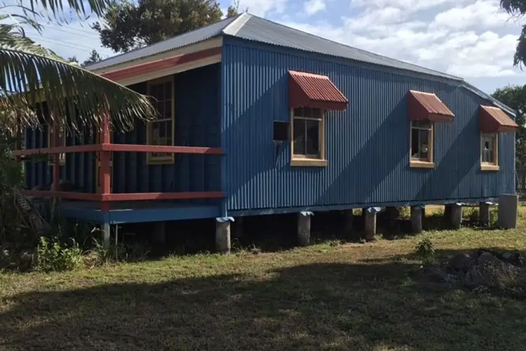 18 Sinclair Street, Bowen QLD 4805