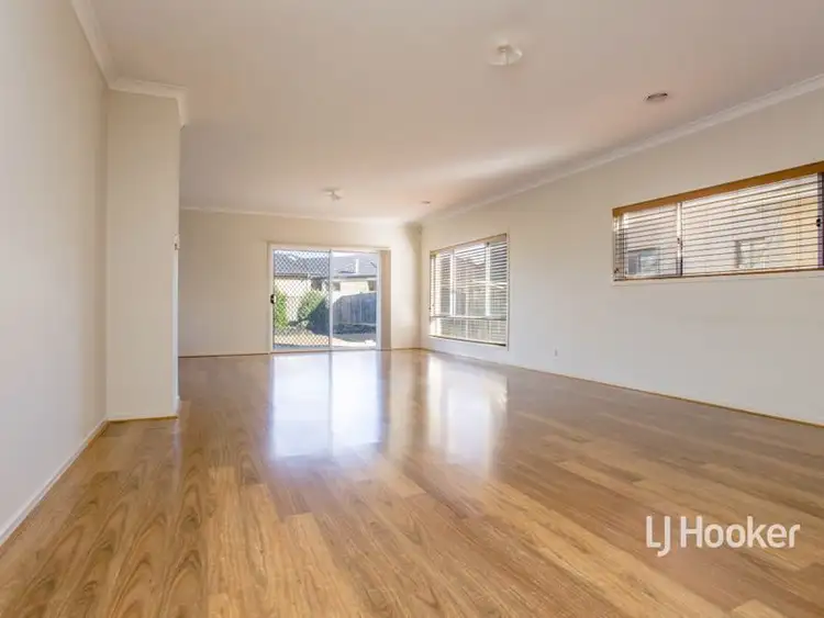 Fifth view of Homely house listing, 1 Foreshore Court, Sanctuary Lakes VIC 3030